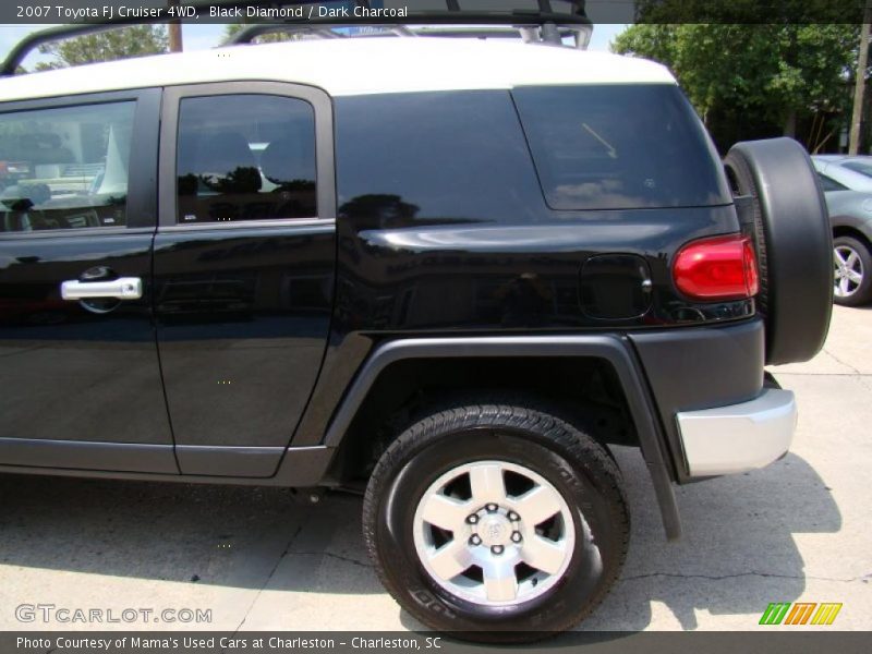 Black Diamond / Dark Charcoal 2007 Toyota FJ Cruiser 4WD