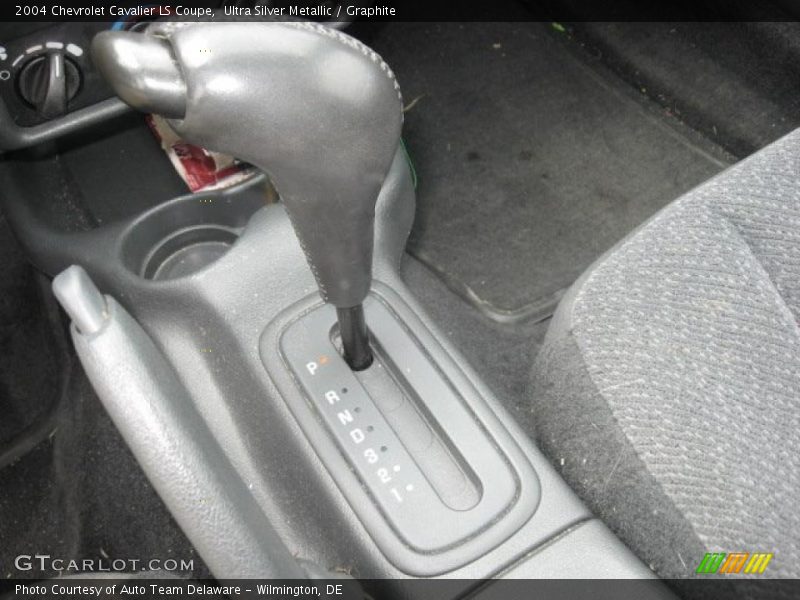 Ultra Silver Metallic / Graphite 2004 Chevrolet Cavalier LS Coupe