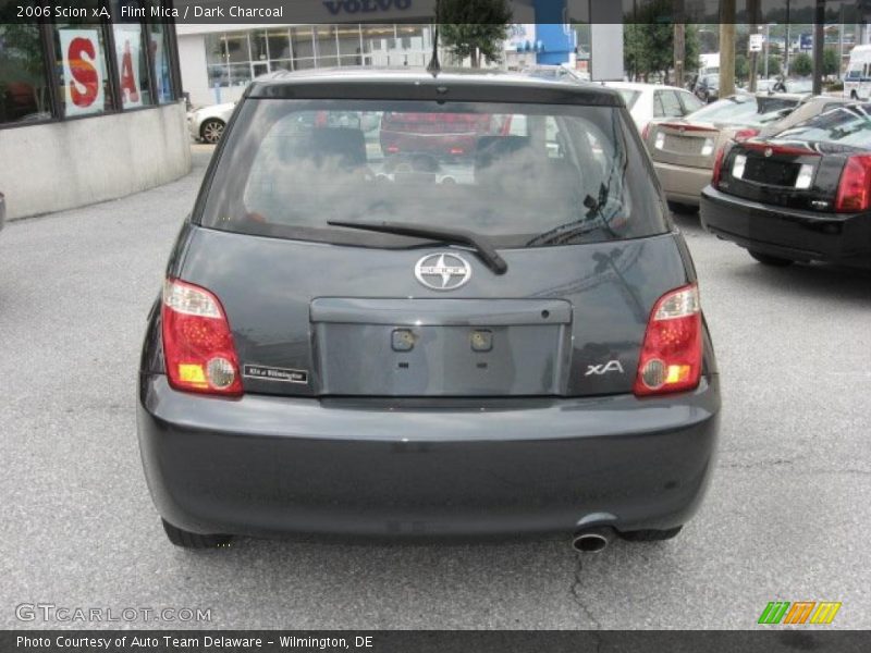 Flint Mica / Dark Charcoal 2006 Scion xA