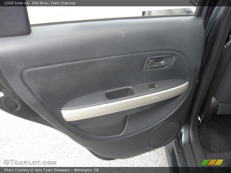 Flint Mica / Dark Charcoal 2006 Scion xA