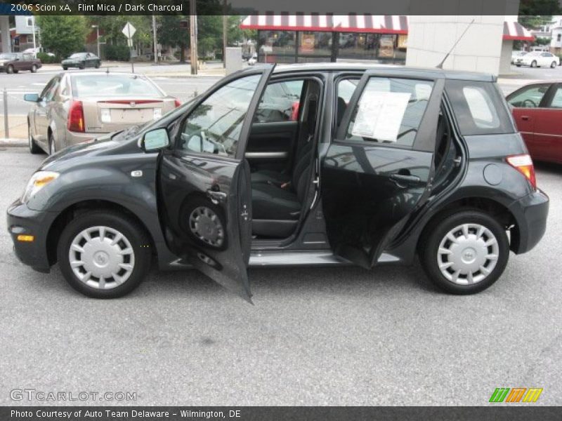 Flint Mica / Dark Charcoal 2006 Scion xA