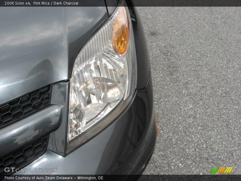Flint Mica / Dark Charcoal 2006 Scion xA