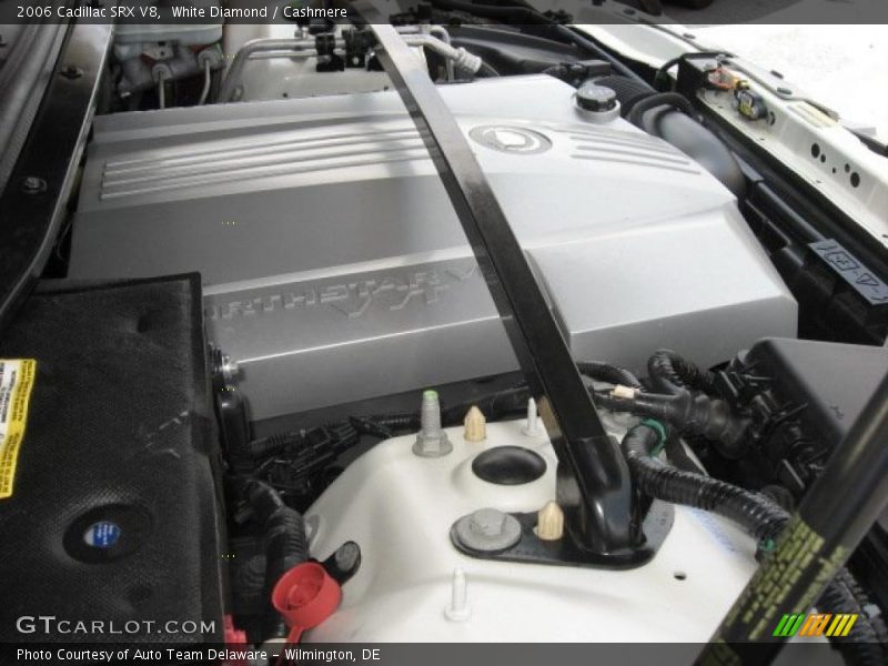 White Diamond / Cashmere 2006 Cadillac SRX V8