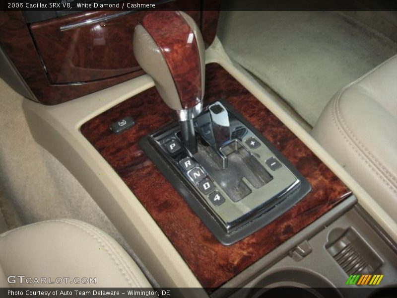 White Diamond / Cashmere 2006 Cadillac SRX V8
