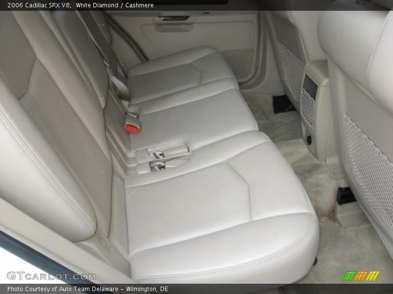 White Diamond / Cashmere 2006 Cadillac SRX V8