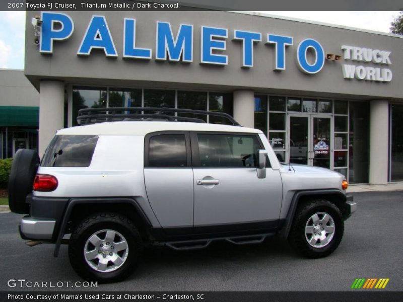 Titanium Metallic / Dark Charcoal 2007 Toyota FJ Cruiser