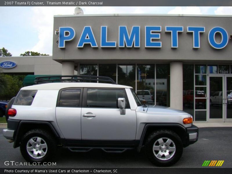 Titanium Metallic / Dark Charcoal 2007 Toyota FJ Cruiser