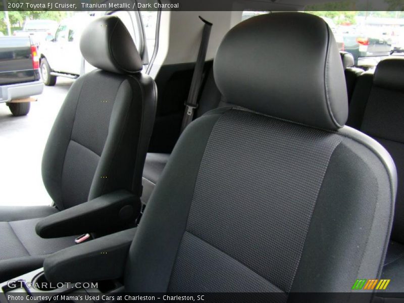 Titanium Metallic / Dark Charcoal 2007 Toyota FJ Cruiser