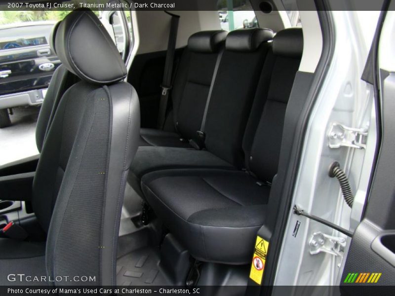 Titanium Metallic / Dark Charcoal 2007 Toyota FJ Cruiser
