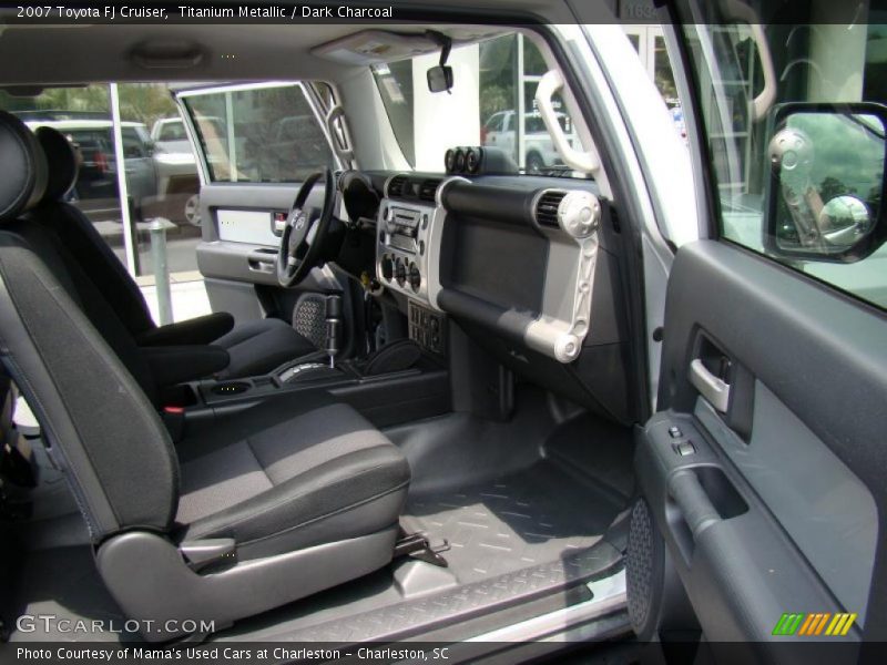 Titanium Metallic / Dark Charcoal 2007 Toyota FJ Cruiser