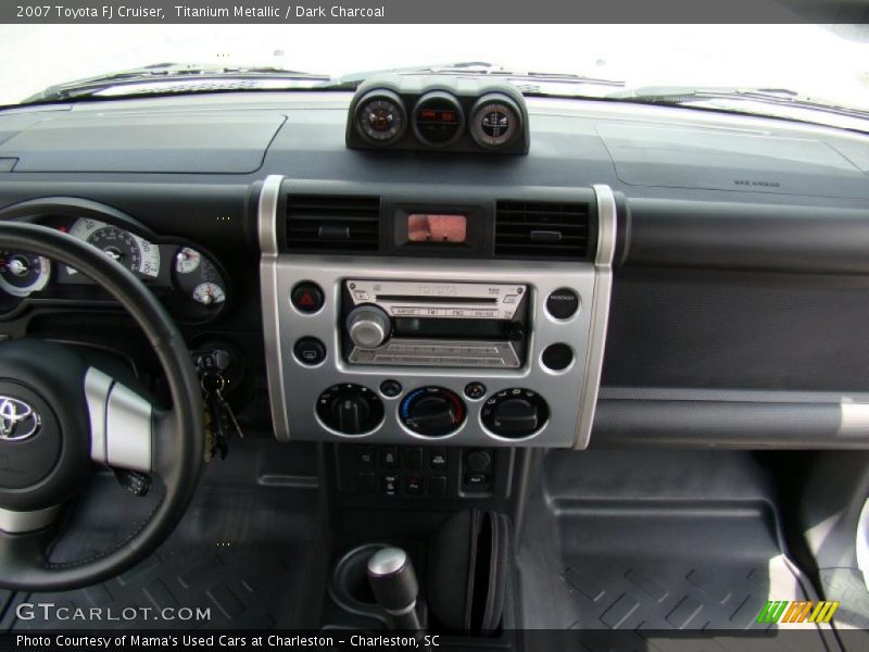 Titanium Metallic / Dark Charcoal 2007 Toyota FJ Cruiser