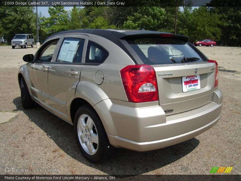 Light Sandstone Metallic / Dark Slate Gray 2009 Dodge Caliber SXT