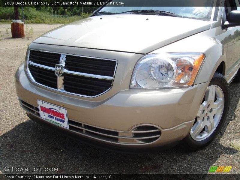 Light Sandstone Metallic / Dark Slate Gray 2009 Dodge Caliber SXT