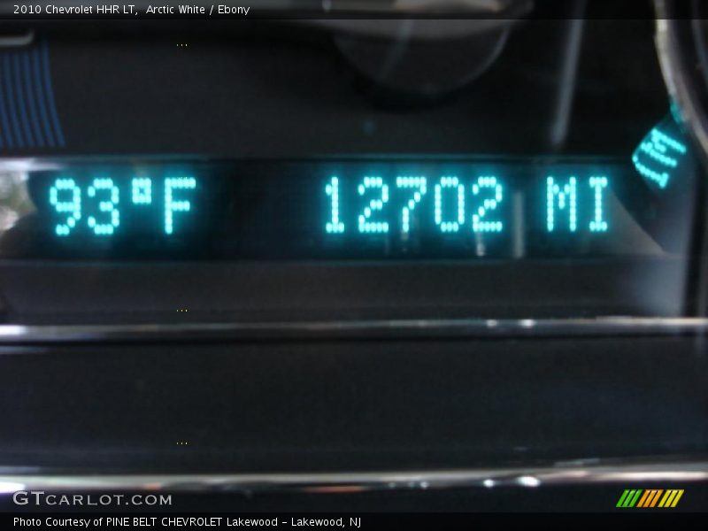 Arctic White / Ebony 2010 Chevrolet HHR LT