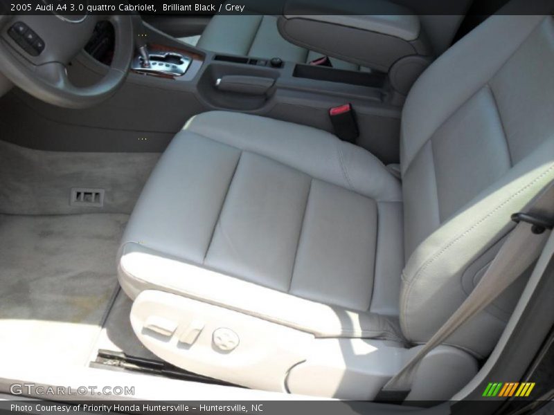 Brilliant Black / Grey 2005 Audi A4 3.0 quattro Cabriolet