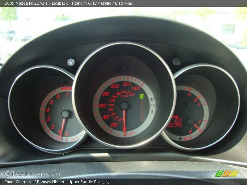 Titanium Gray Metallic / Black/Red 2005 Mazda MAZDA3 s Hatchback