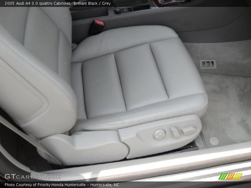 Brilliant Black / Grey 2005 Audi A4 3.0 quattro Cabriolet
