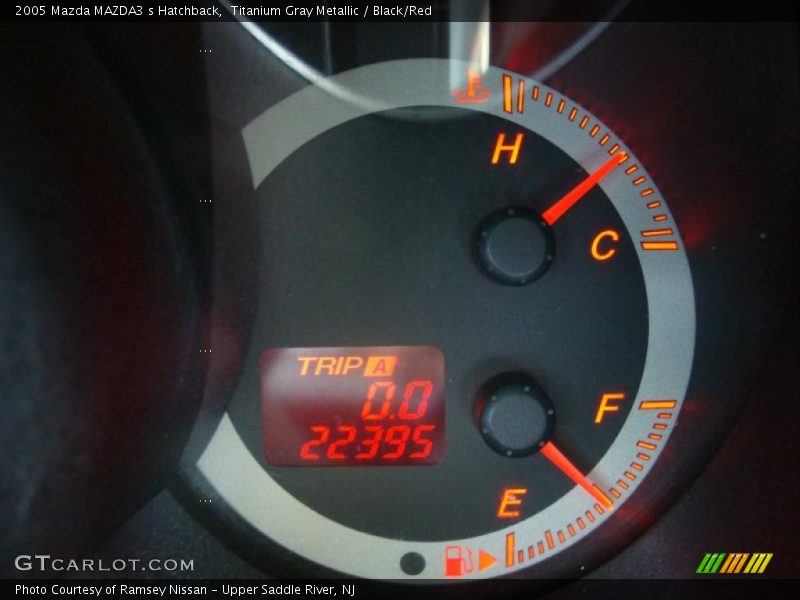 Titanium Gray Metallic / Black/Red 2005 Mazda MAZDA3 s Hatchback