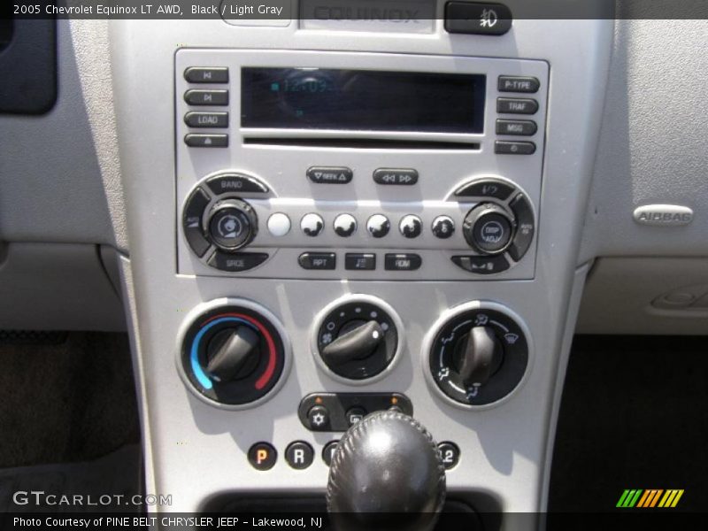 Black / Light Gray 2005 Chevrolet Equinox LT AWD
