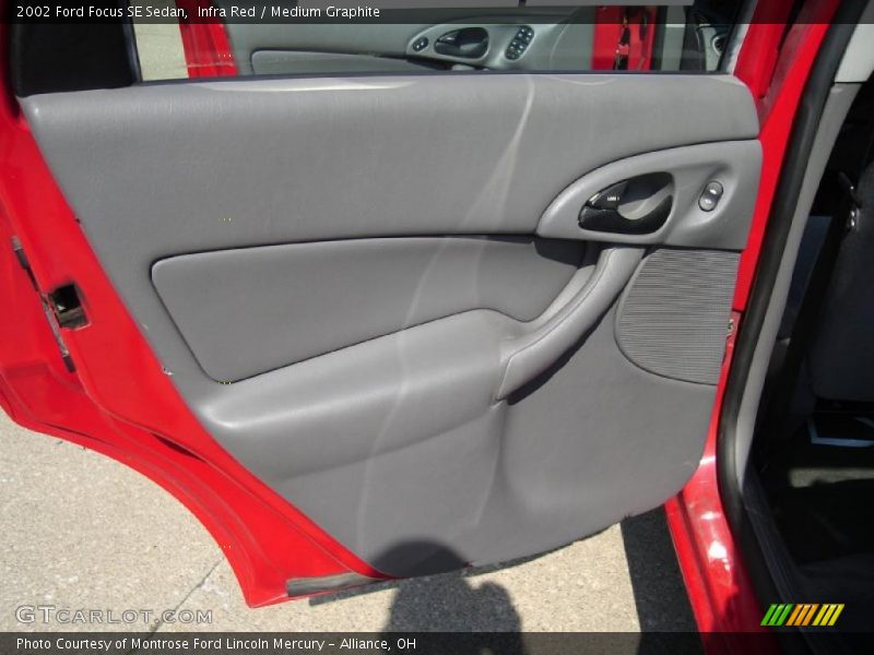 Infra Red / Medium Graphite 2002 Ford Focus SE Sedan