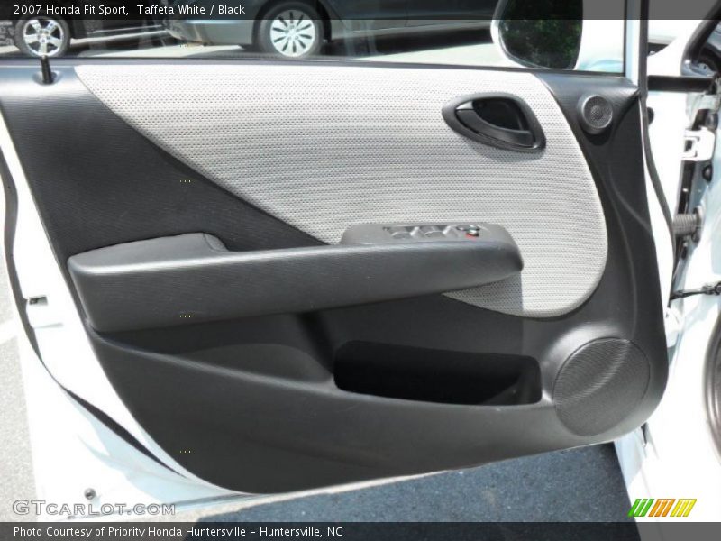 Taffeta White / Black 2007 Honda Fit Sport