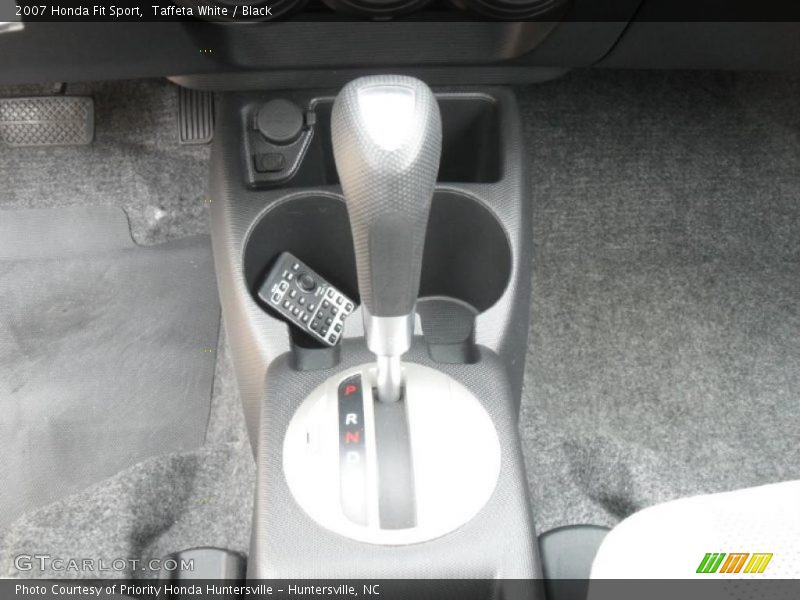 Taffeta White / Black 2007 Honda Fit Sport