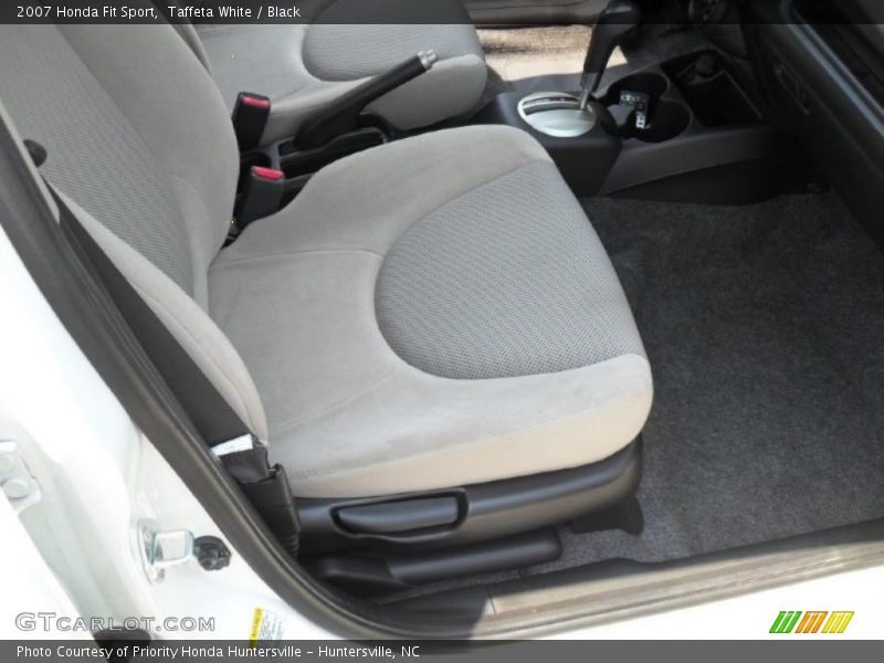 Taffeta White / Black 2007 Honda Fit Sport