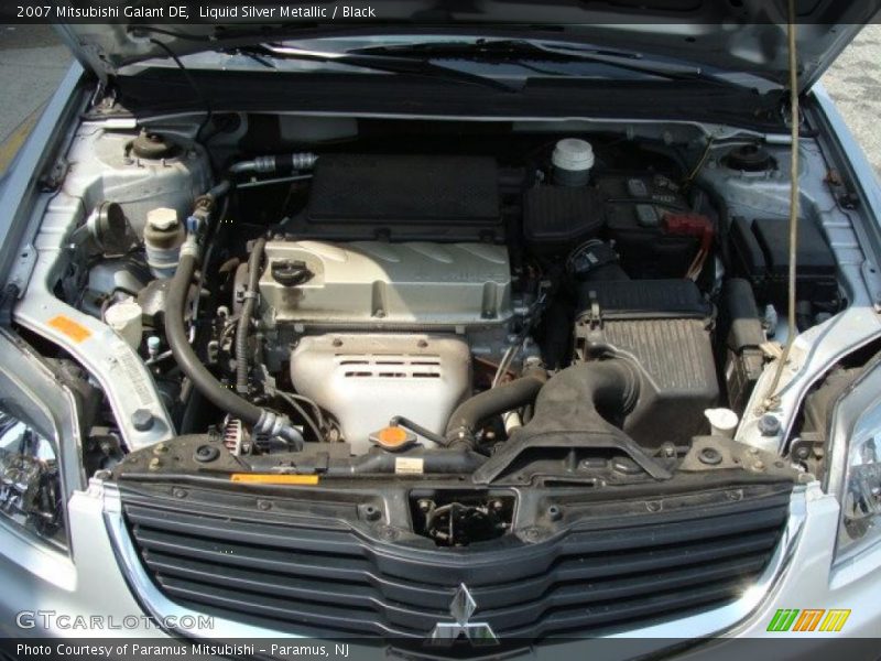 Liquid Silver Metallic / Black 2007 Mitsubishi Galant DE