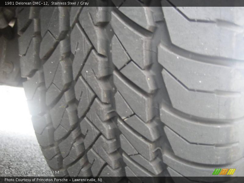 Stainless Steel / Gray 1981 Delorean DMC-12