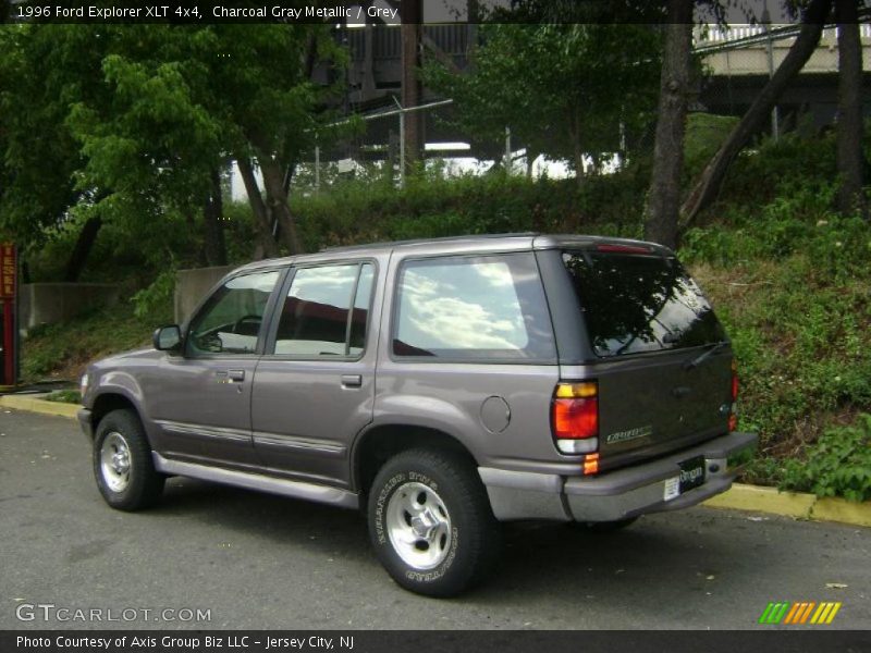 Charcoal Gray Metallic / Grey 1996 Ford Explorer XLT 4x4