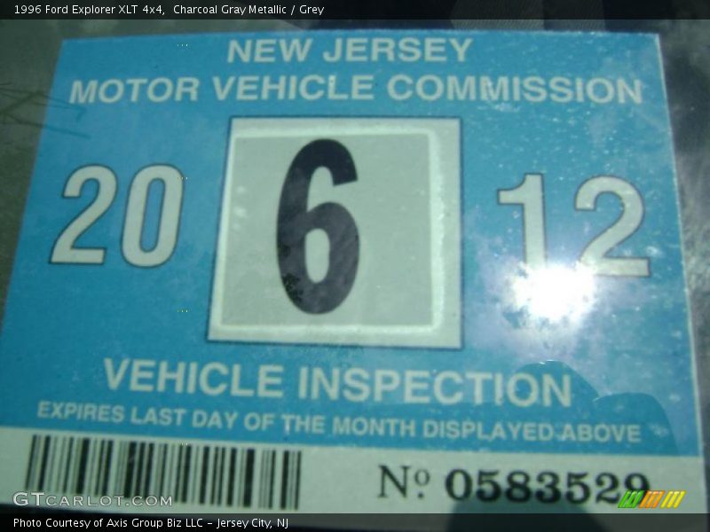 Charcoal Gray Metallic / Grey 1996 Ford Explorer XLT 4x4