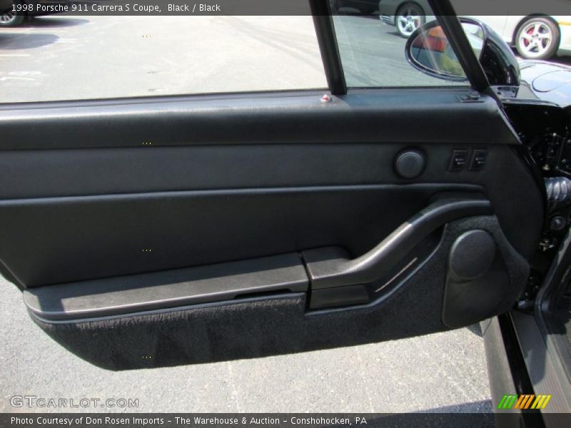Door Panel of 1998 911 Carrera S Coupe