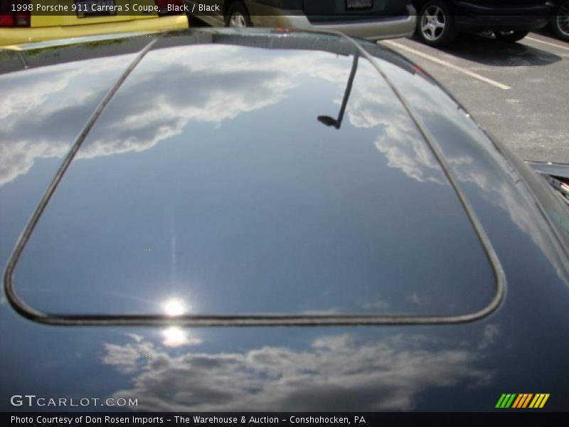 Sunroof of 1998 911 Carrera S Coupe