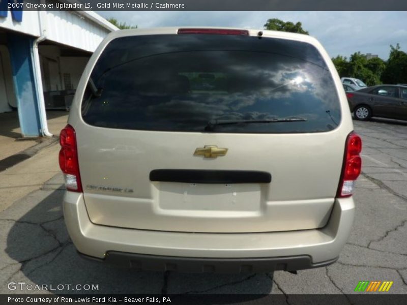 Gold Mist Metallic / Cashmere 2007 Chevrolet Uplander LS