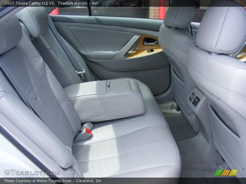 Titanium Metallic / Ash 2007 Toyota Camry XLE V6