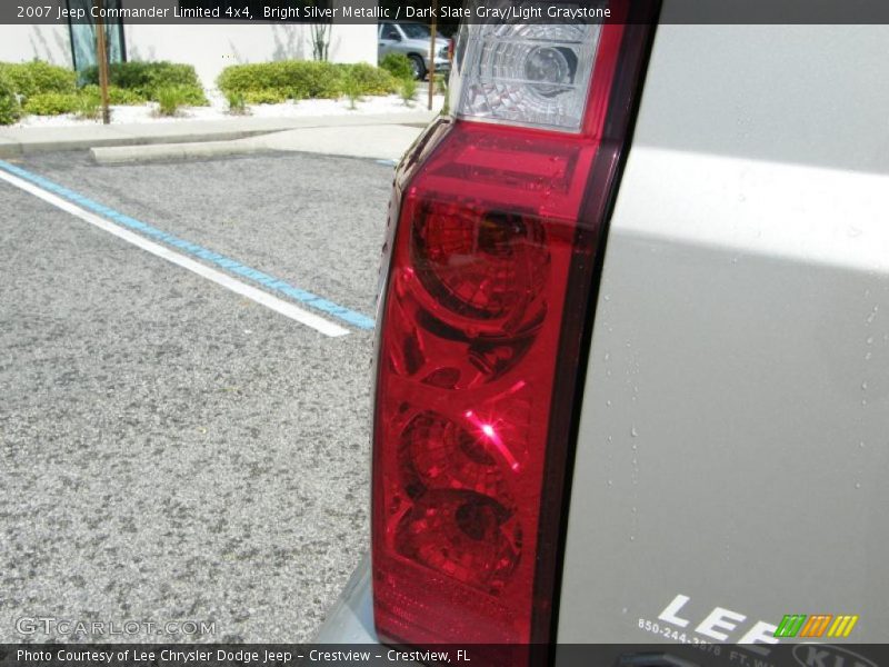 Bright Silver Metallic / Dark Slate Gray/Light Graystone 2007 Jeep Commander Limited 4x4