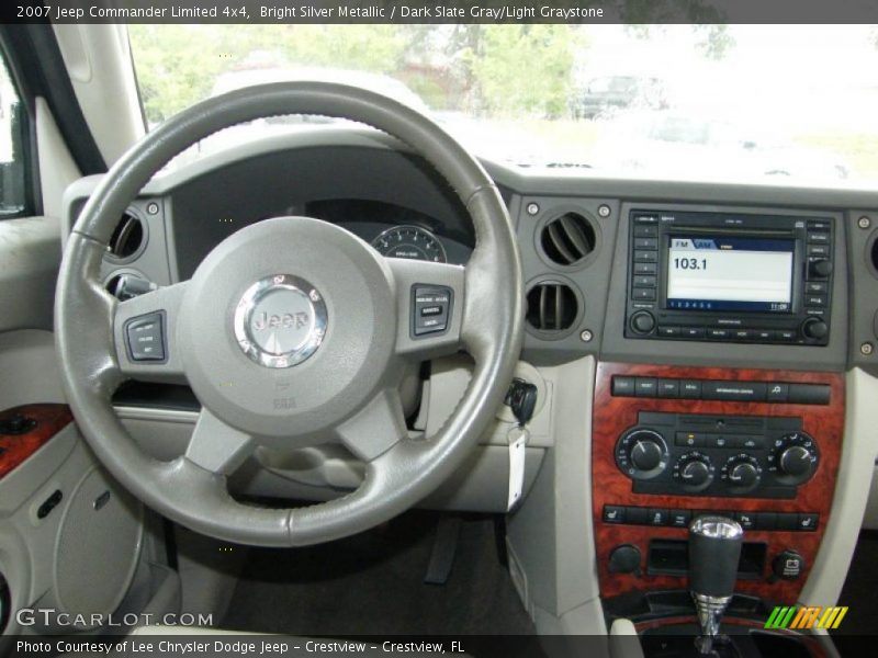 Bright Silver Metallic / Dark Slate Gray/Light Graystone 2007 Jeep Commander Limited 4x4