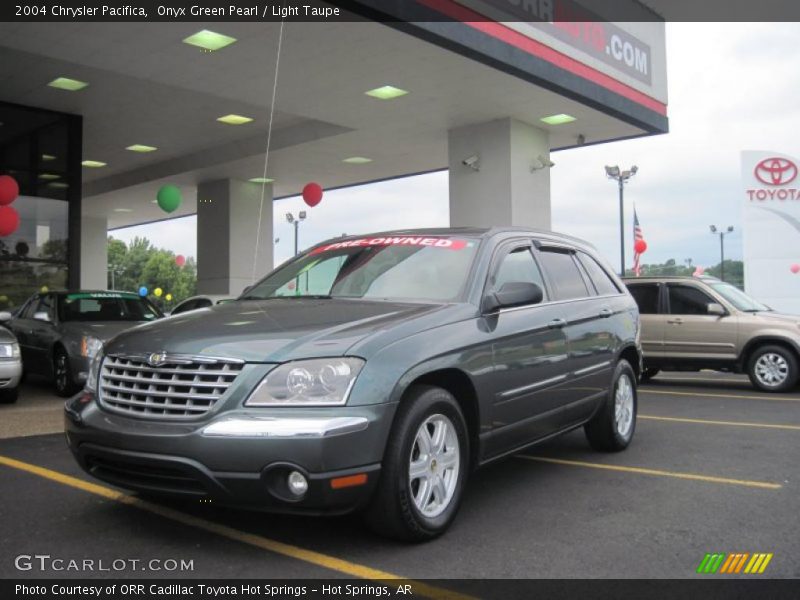 Onyx Green Pearl / Light Taupe 2004 Chrysler Pacifica