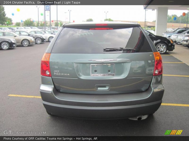 Onyx Green Pearl / Light Taupe 2004 Chrysler Pacifica