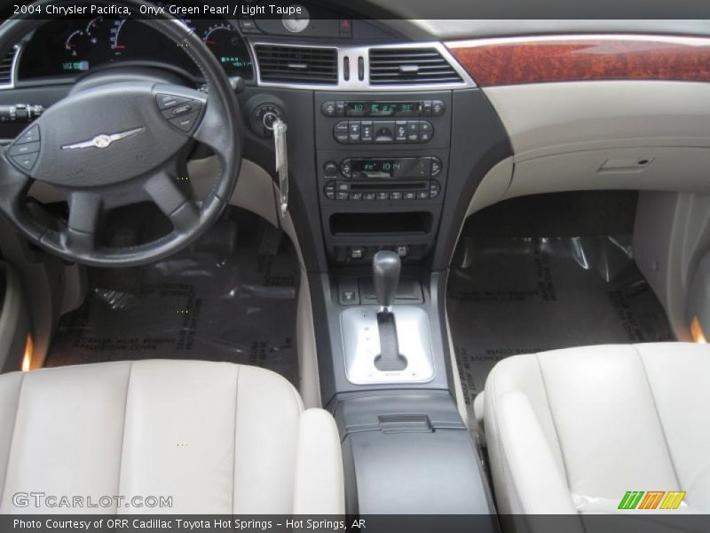 Onyx Green Pearl / Light Taupe 2004 Chrysler Pacifica
