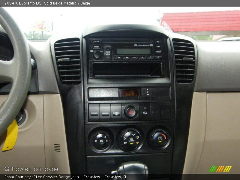 Gold Beige Metallic / Beige 2004 Kia Sorento LX
