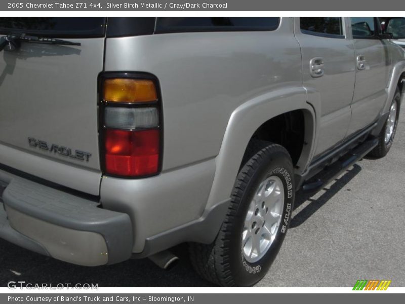 Silver Birch Metallic / Gray/Dark Charcoal 2005 Chevrolet Tahoe Z71 4x4