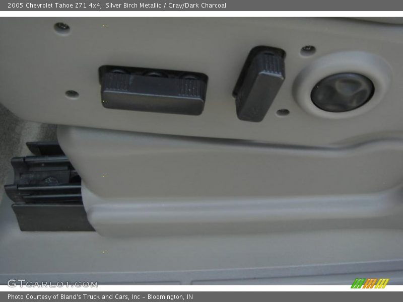 Silver Birch Metallic / Gray/Dark Charcoal 2005 Chevrolet Tahoe Z71 4x4
