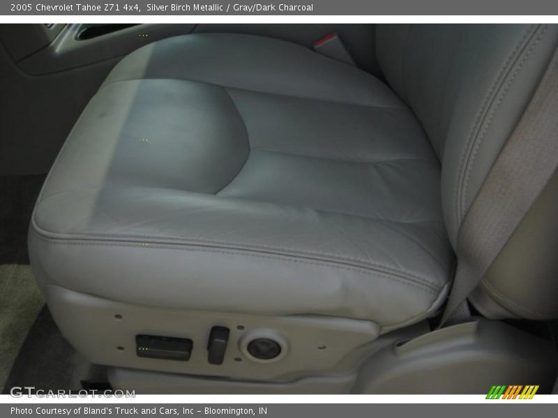 Silver Birch Metallic / Gray/Dark Charcoal 2005 Chevrolet Tahoe Z71 4x4