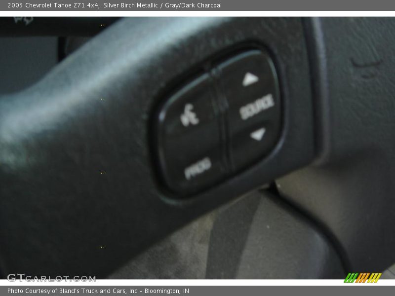 Silver Birch Metallic / Gray/Dark Charcoal 2005 Chevrolet Tahoe Z71 4x4