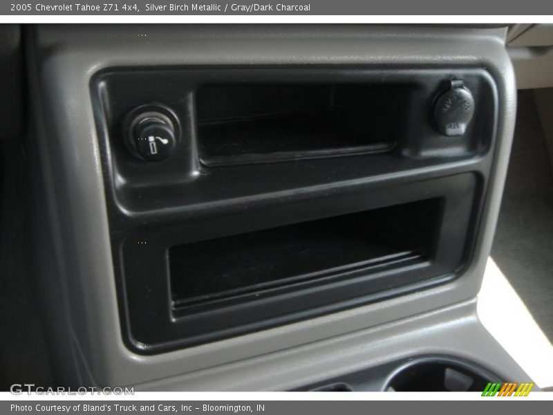 Silver Birch Metallic / Gray/Dark Charcoal 2005 Chevrolet Tahoe Z71 4x4