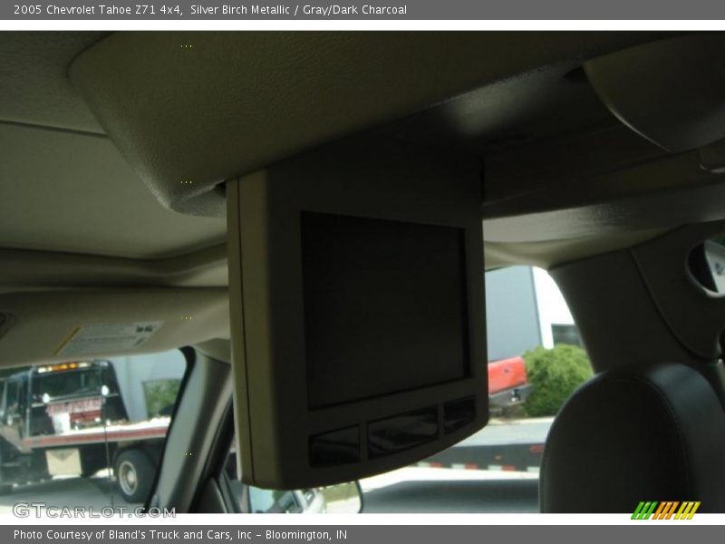 Silver Birch Metallic / Gray/Dark Charcoal 2005 Chevrolet Tahoe Z71 4x4