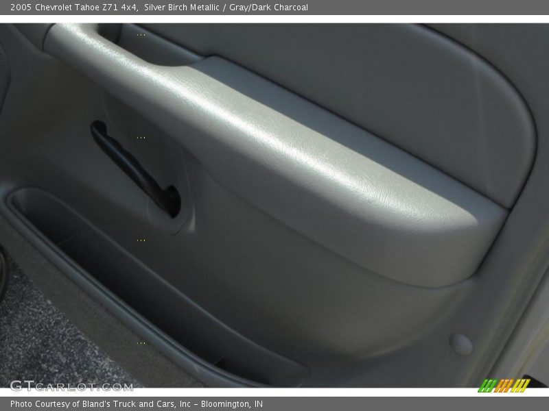 Silver Birch Metallic / Gray/Dark Charcoal 2005 Chevrolet Tahoe Z71 4x4