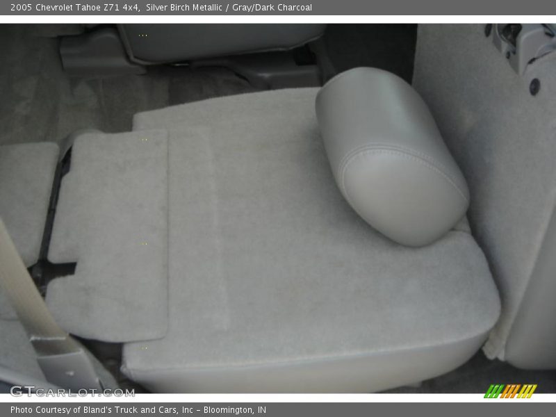 Silver Birch Metallic / Gray/Dark Charcoal 2005 Chevrolet Tahoe Z71 4x4