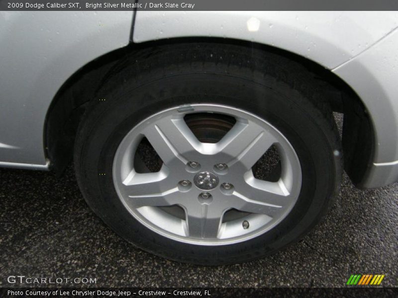 Bright Silver Metallic / Dark Slate Gray 2009 Dodge Caliber SXT